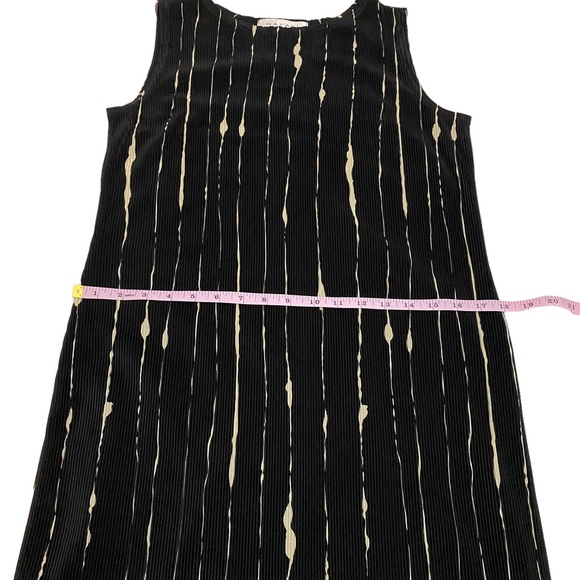 Rafael Black & Ivory Pleated Ribbed Sleeveless Midi Dress, Size Medium - Picture 6 of 8